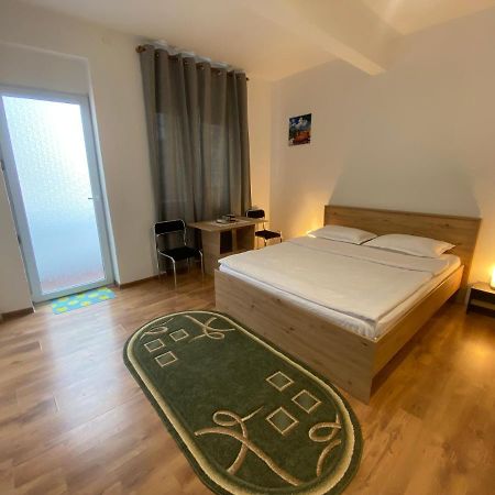 Old Town Apartment Bukarest Eksteriør billede