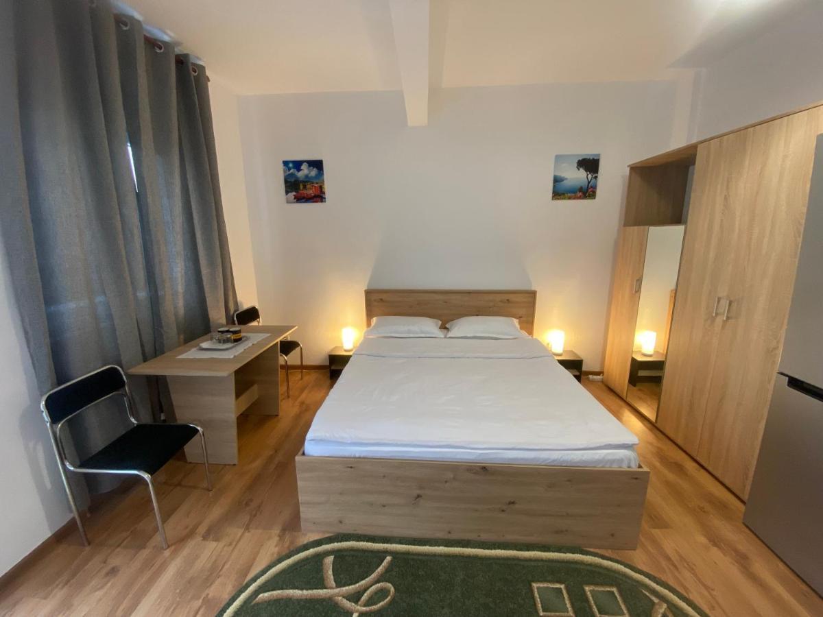Old Town Apartment Bukarest Eksteriør billede